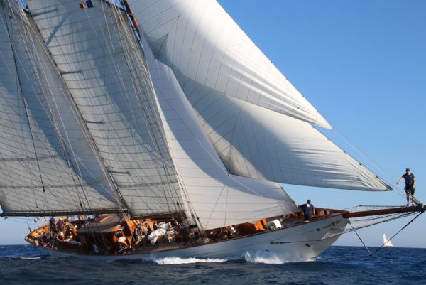 “Tra Legno e Acqua”, aperte le iscrizioni alla decima edizione del Convegno nazionale sulle barche d’epoca. A Varese il 25 gennaio 2025