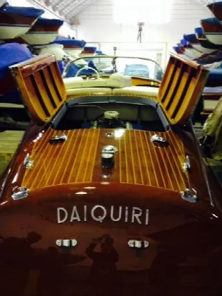 Foto 1 di 6: Riva ARISTON