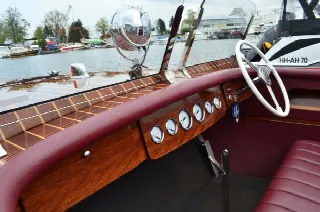Foto 2 di 3: Chris Craft BARREL BACK RECREATION