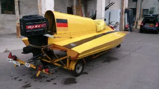 Foto 4 di 4: Molinari Raceboat