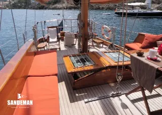 Foto 12 di 61: Laurent Giles 72 ft Motor Sailer 1964