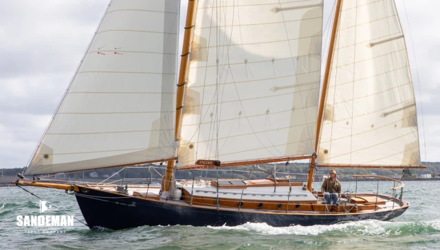 Media non disponibile per Modern Classic, periodo 1985 - 2000, su OldBoat24.