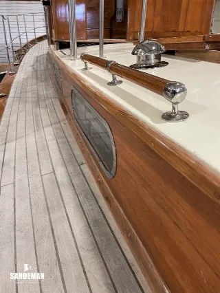 Foto 12 di 73: McGruer 42 ft Twin Screw Motor Yacht 1950/2022