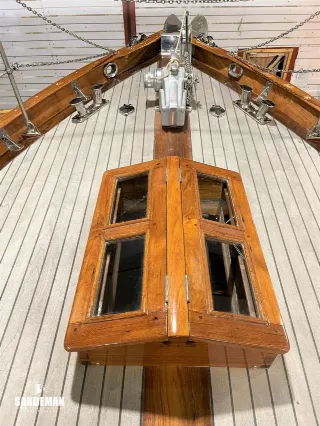 Foto 21 di 73: McGruer 42 ft Twin Screw Motor Yacht 1950/2022