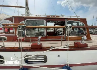 Foto 18 di 72: RAMPART 48 TWIN SCREW CLASSIC MOTOR YACHT 1962/2002