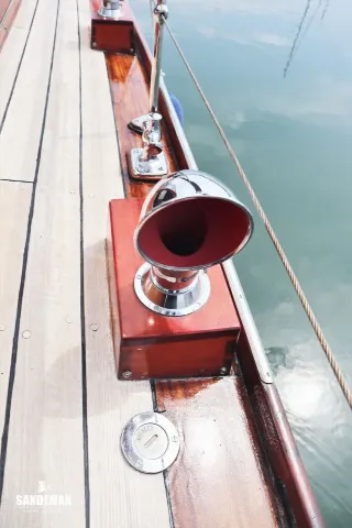 Foto 31 di 72: RAMPART 48 TWIN SCREW CLASSIC MOTOR YACHT 1962/2002