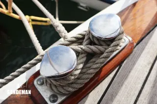Foto 11 di 90: SAUNDERS-ROE 45 FT MEDINA/SARO CLASS TWIN SCREW MOTOR YACHT 1937/ 2011