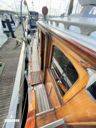 Foto 36 di 90: SAUNDERS-ROE 45 FT MEDINA/SARO CLASS TWIN SCREW MOTOR YACHT 1937/ 2011