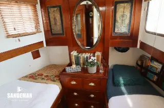 Foto 49 di 90: SAUNDERS-ROE 45 FT MEDINA/SARO CLASS TWIN SCREW MOTOR YACHT 1937/ 2011