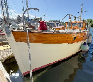 Foto 5 di 82: Stow & Son (Lady Bee) 39 ft Twin Screw Motor Yacht 1938/2017