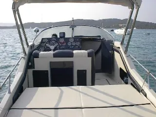 Foto 4 di 6: RIVA 2000