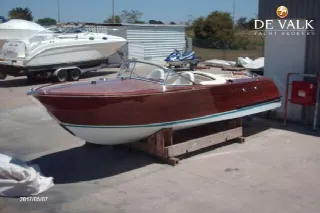 Foto 4 di 11: Riva  AQUARAMA LUNGO